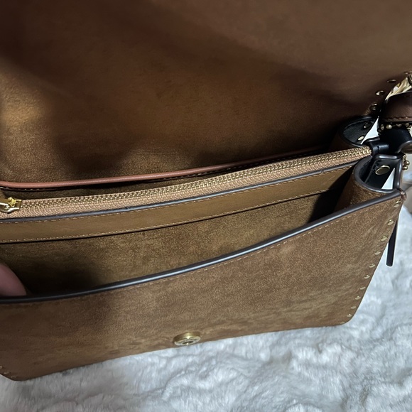 Coach Beat Shoulder Bag In Colorblock With Rivets - Picture 9 of 12
